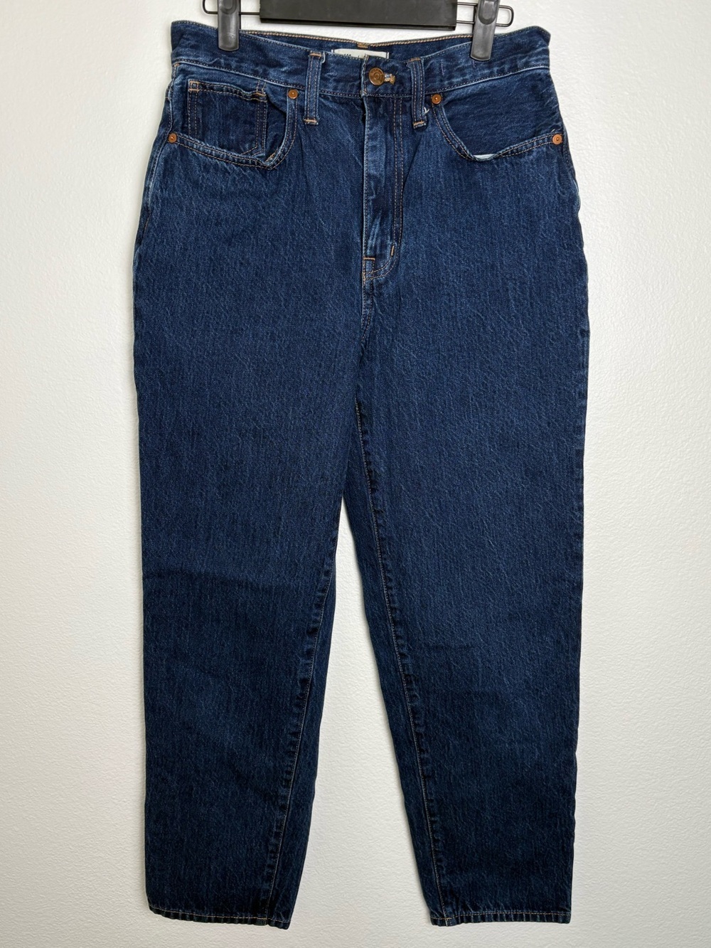 Madewell Baggy Tapered Jeans in Dressler Wash Size 27